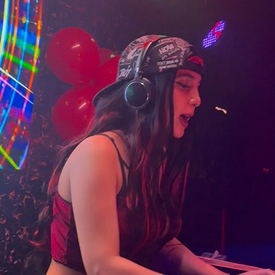 DJ Ariana — Resident DJ at 7Dragon Bar & Lounge Dubai